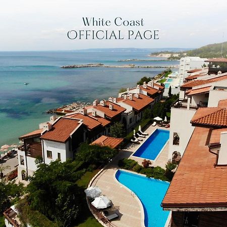 White Coast Beach Apartments Kavarna Bagian luar foto