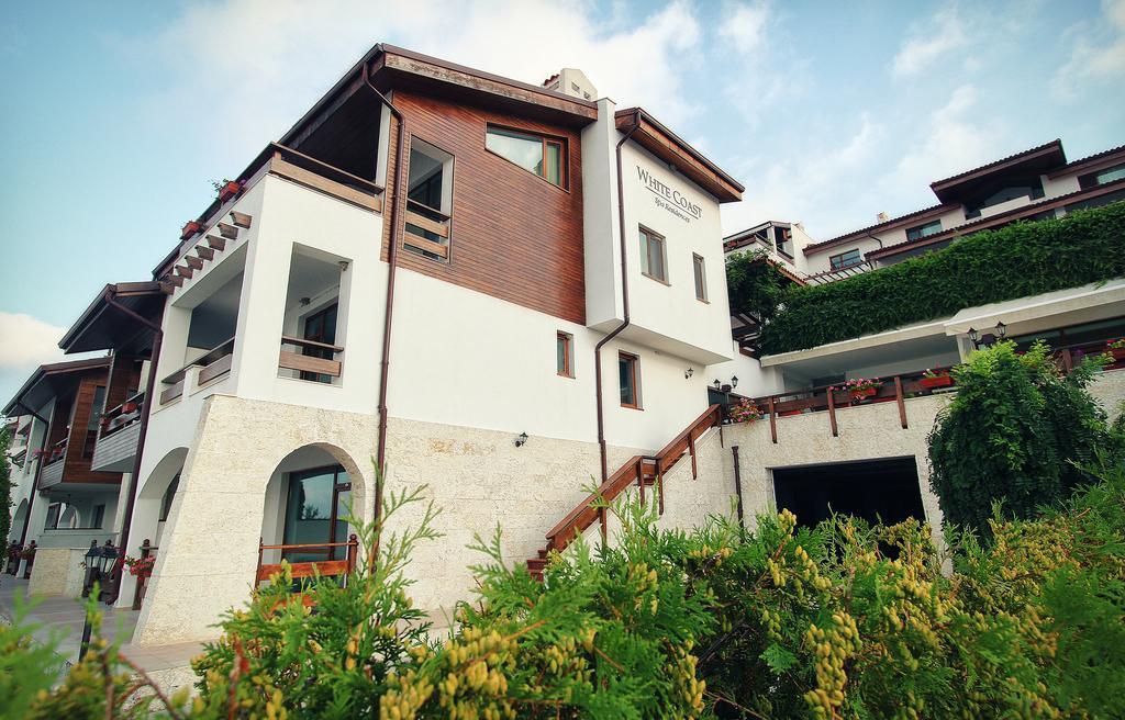 White Coast Beach Apartments Kavarna Bagian luar foto