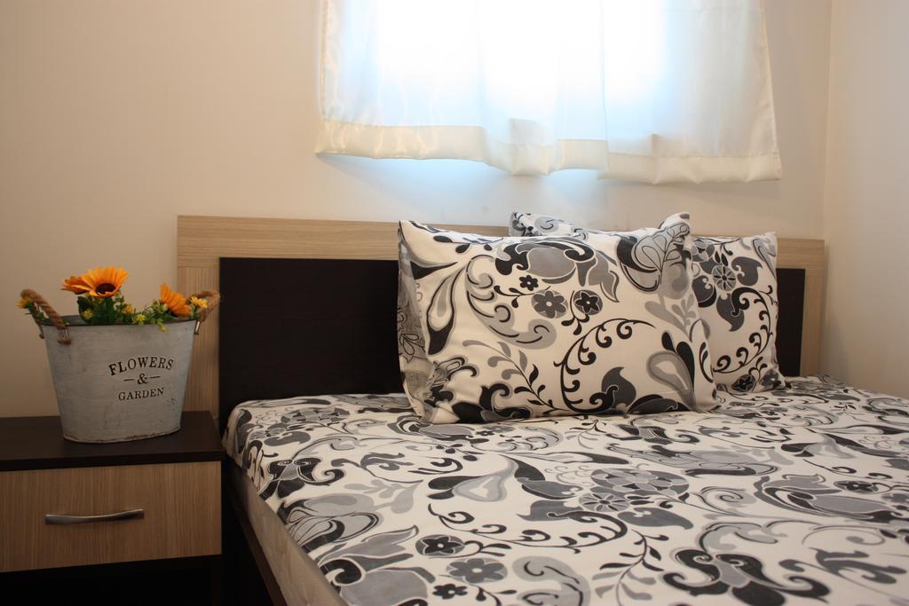 White Coast Beach Apartments Kavarna Bagian luar foto