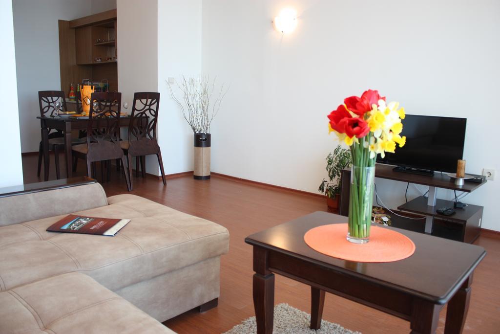 White Coast Beach Apartments Kavarna Bagian luar foto
